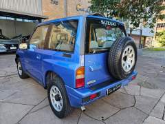 SUZUKI VITARA JLX 1.6 4X4 AUTOMÁTICO 1997, COM APENAS 139.000 KM imagem 4