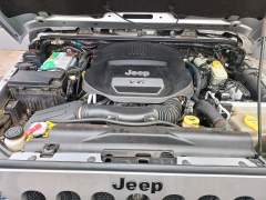 WRANGLER SPORT 3.6 V6 PENTASTAR COMPLETO E EQUIPADO REGULARIZAO JUNTO AO DETRAN IMPECÁVEL imagem 25