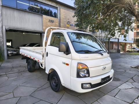 HYUNDAI HR HDB 2.5 TURBO INTERCOOLER DIESEL ÚNICO DONO  ANO 2013 COM APENAS 49.985 Km