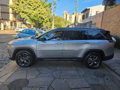 COMMANDER LONGITUDE 1.3 TURBO 2026, 7 LUGARES, COM APENAS 9.800 KM, ÚNICO DONO imagem 4