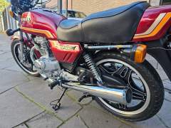HONDA CB 400 II 1982, COM APENAS 8.717 KM, EM IMPECÁVEL ESTADO imagem 8