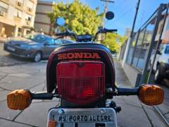 HONDA CB 400 II 1982, COM APENAS 8.717 KM, EM IMPECÁVEL ESTADO imagem 9