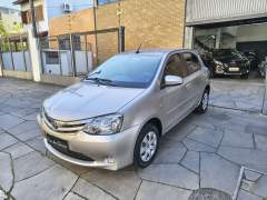 TOYOTA ETIOS HB XS AUTOMÁTICO SEGUNDO DONO imagem 3 TOYOTA ETIOS HB XS AUTOMÁTICO SEGUNDO DONO imagem 3