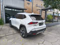 YARIS CROSS XRX HYBRID 2026, COM TETO SOLAR, APENAS 1.800 KM, NA GARANTIA DE FÁBRICA imagem 5 YARIS CROSS XRX HYBRID 2026, COM TETO SOLAR, APENAS 1.800 KM, NA GARANTIA DE FÁBRICA imagem 5