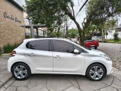 PEUGEOT 208 1.6 GRIFFE AUTOMÁTICO TETO PANORÂMICO imagem 8