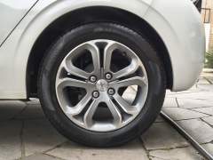 PEUGEOT 208 1.6 GRIFFE AUTOMÁTICO TETO PANORÂMICO imagem 15