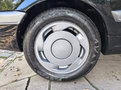 Santana 2000 Sport 1993, placas pretas, com ar condicionado e direção hidráulica, excelente estado imagem 8