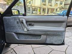 Santana 2000 Sport 1993, placas pretas, com ar condicionado e direção hidráulica, excelente estado imagem 11