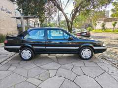 Santana 2000 Sport 1993, placas pretas, com ar condicionado e direção hidráulica, excelente estado imagem 12