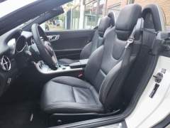 MERCEDES BENZ SLK300 2016, COM APENAS 42.000 KM, TODAS REVISÕES EM CONCESSIONÁRIA, EM IMPECÁVEL ESTADO imagem 16