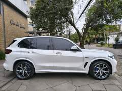 BMW X5 3.0 XDRIVE 45-E HIBRIDO REVISÕES NA CONCESSIONÁRIA ANO 2022 COM APENAS 24.000 Km imagem 8