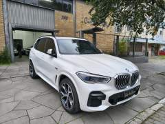 BMW X5 3.0 XDRIVE 45-E HIBRIDO REVISÕES NA CONCESSIONÁRIA ANO 2022 COM APENAS 24.000 Km imagem 1
