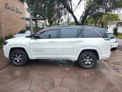 COMMANDER OVERLAND DIESEL 2022, 7 LUGARES, TOP DE LINHA, COM 83.700 KM imagem 4 COMMANDER OVERLAND DIESEL 2022, 7 LUGARES, TOP DE LINHA, COM 83.700 KM imagem 4