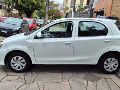 ETIOS 1.3 X FLEX, CAMBIO MANUAL, ÚNICO DONO, TODO REVISADO, APENAS 42 MIL KM, IGUAL A 0KM imagem 4 ETIOS 1.3 X FLEX, CAMBIO MANUAL, ÚNICO DONO, TODO REVISADO, APENAS 42 MIL KM, IGUAL A 0KM imagem 4