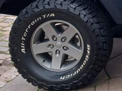 JEEP WRANGLER SPORT 3.6 V6 PENTASTAR COMPLETO DE FÁBRICA E TOTALMENTE EQUIPADO imagem 18