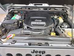 JEEP WRANGLER SPORT 3.6 V6 PENTASTAR COMPLETO DE FÁBRICA E TOTALMENTE EQUIPADO imagem 25