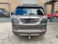COMMANDER OVERLAND DIESEL, 4X4, 7 LUGARES 2022, COM APENAS 64.000 KM, TODAS REVISÕES EM CONCESSIONÁRIA imagem 6
