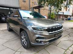 COMMANDER OVERLAND DIESEL, 4X4, 7 LUGARES 2022, COM APENAS 64.000 KM, TODAS REVISÕES EM CONCESSIONÁRIA imagem 1
