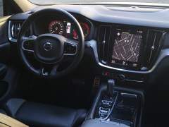 VOLVO S 60 2.0 TURBO R-DESIGN HIBRIDO PLUGIN 408 CV AUTOMÁTICO PNEUS NOVOS IMPECÁVEL imagem 13
