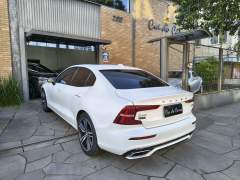 VOLVO S 60 2.0 TURBO R-DESIGN HIBRIDO PLUGIN 408 CV AUTOMÁTICO PNEUS NOVOS IMPECÁVEL imagem 5