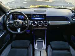 MERCEDES BENZ GLB 220 2.0 AMG LINE 4 MATIC HIBRIDO LEVE (MHEV) 7 LUGARES NA GARANTIA DE FÁBRICA IMPECÁVEL imagem 13
