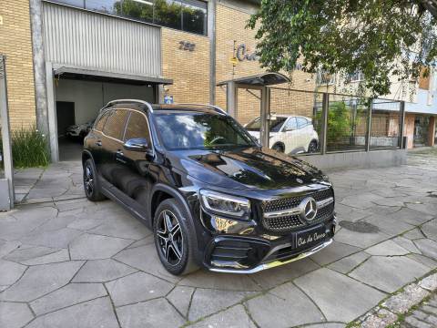 MERCEDES BENZ GLB 220 2.0 AMG LINE 4 MATIC HIBRIDO LEVE (MHEV) 7 LUGARES NA GARANTIA DE FÁBRICA IMPECÁVEL