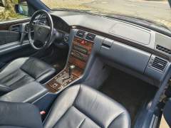MERCEDES BENZ E 420 4.2 ELEGANCE V8 AUTOMÁTICA ANO 1997 COM APENAS 45.240 Km VEÍCULO DE COLEÇÃO IMPECÁVEL imagem 9