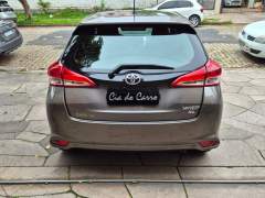 YARIS H 1.5 16V XL PLUS CONNECT AUT. MULTIDRIVE FLEX imagem 6 YARIS H 1.5 16V XL PLUS CONNECT AUT. MULTIDRIVE FLEX imagem 6