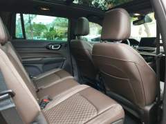 JEEP COMMANDER OVERLAND DIESEL 2022, 4X4, 7 LUGARES, COM APENAS 70.000 KM, TODAS REVISÕES EM CONCESSIONÁRIA imagem 11 JEEP COMMANDER OVERLAND DIESEL 2022, 4X4, 7 LUGARES, COM APENAS 70.000 KM, TODAS REVISÕES EM CONCESSIONÁRIA imagem 11