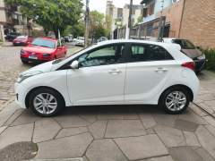 HB20 PREMIUM 1.6, AUTOMÁTICO 2014, COM APENAS 53.000 KM, SEGUNDA DONA, SEMPRE DA MESMA FAMÍLIA imagem 4 HB20 PREMIUM 1.6, AUTOMÁTICO 2014, COM APENAS 53.000 KM, SEGUNDA DONA, SEMPRE DA MESMA FAMÍLIA imagem 4